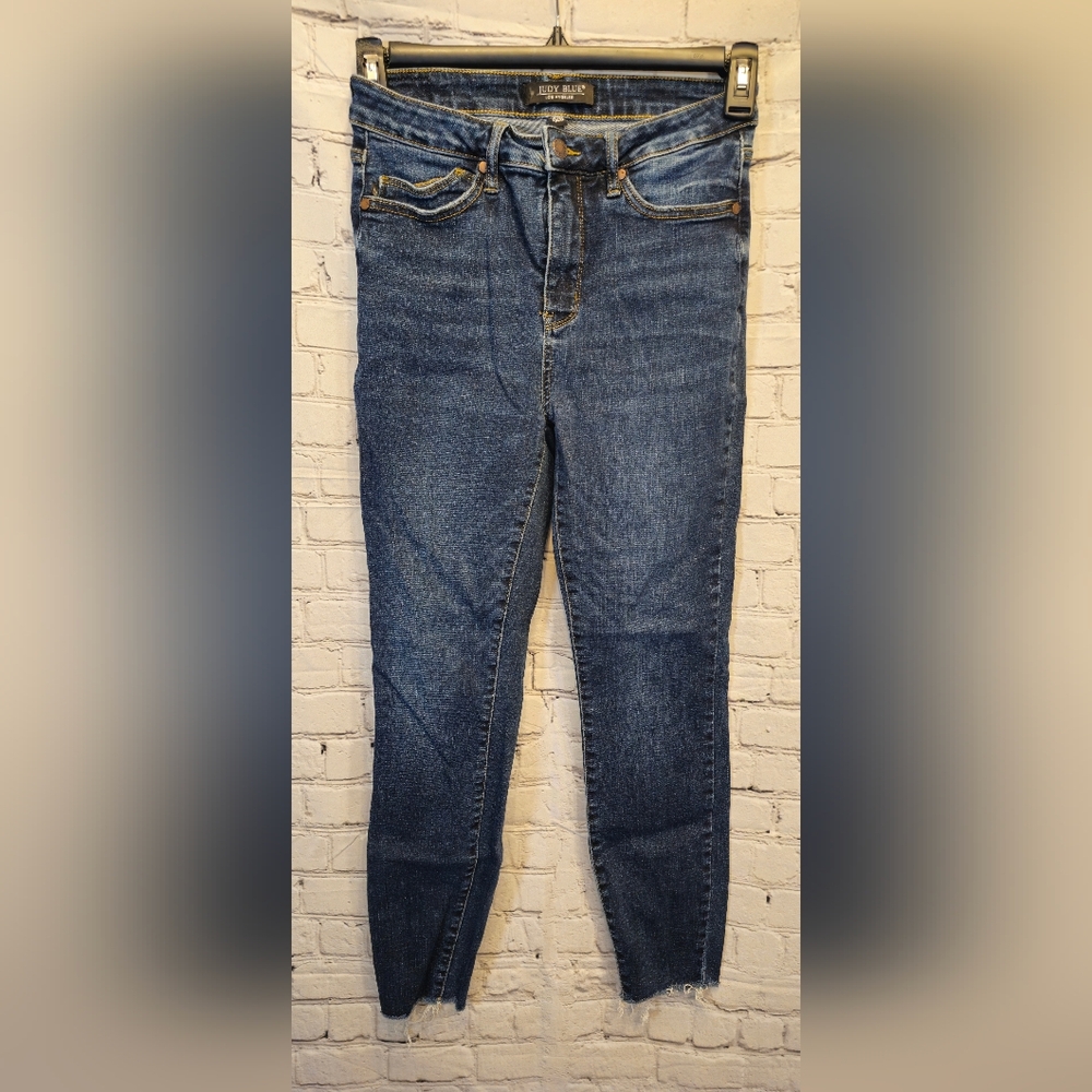 Judy Blue Medium Wash Skinny Jeans